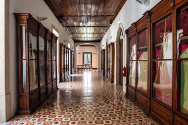 Yeni Coimbra Katedrali, Se Nova de Coimbra in, Portekiz. 1543 'te şehirde kurulan Coimbra Cizvit Formasyon Evi' nin önceki bölümlerinde...