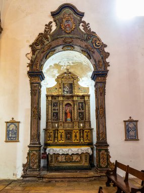 Silves, Portekiz 'deki Katedral da Se Katedrali' nin içi. 13. yüzyılda Moorish Büyük Camii 'nde inşa edilmiş.