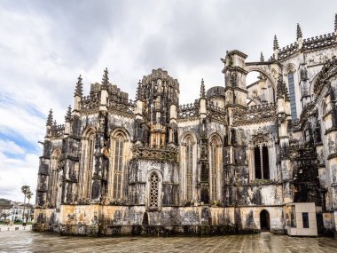 Batalha Manastırı Batalha, Portekiz sivil bucak bir Dominik manastır var. İlk olarak bilinen manastır of Saint Mary zafer.