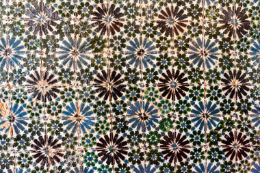 Sintra, Portekiz - Mar 04, 2024: Sintra Sarayı, Portekiz 'in Lizbon Bölgesi' ndeki Sintra kasabasında yer almaktadır. Portekiz 'deki en iyi korunmuş ortaçağ kraliyet konutudur..