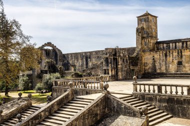 İsa 'nın Tarikatı Manastırı, Convento de Cristo, Tomar şehrinin en önemli şehridir. Santarem Bölgesi. Portekiz.