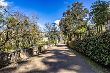 Portekiz 'deki Coimbra Üniversitesi Botanik Bahçesi. Bahçe 18. yüzyılda kuruldu ve şehirdeki en popüler yerlere ait..