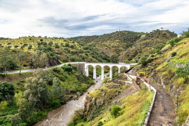 Mertola köyündeki Guadiana Nehri manzarası. Portekiz 'in Alentejo Bölgesi