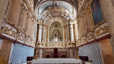 Portekiz, Portekiz ve Avrupa 'daki Praca da Republica meydanındaki Igreja de Sao Joao Baptista kilisesinin içinde.