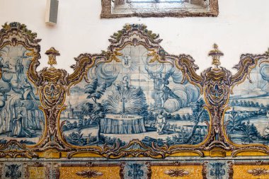 Setubal, Portekiz - 29 Şubat 2024: Portekiz 'deki Setubal İsa Manastırı. Eski İsa Manastırı Kilisesi. Portekiz 'deki ilk Manueline tarzı bina.