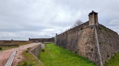 Santa Luzia Kalesi, Elvas, Portekiz manzarası. Garnizon Sınır Kasabası Elvas ve Tahkimatları