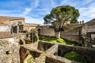 İsa 'nın Tarikatı Manastırı, Convento de Cristo, Tomar şehrinin en önemli şehridir. Santarem Bölgesi. Portekiz.