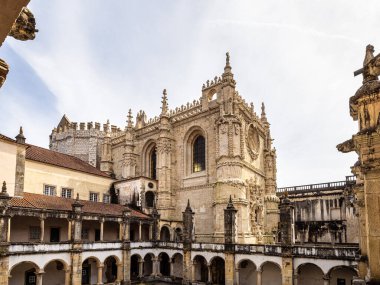 İsa Tarikatı Manastırı 'nın ana manastırı, Portekiz, Tomar' daki Convento de Cristo..