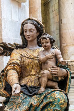 Alcobaca, Portekiz - Mar 08, 2024: Alcobaca manastırı, Mosteiro de Santa Maria de Alcobaca Portekiz, Avrupa 'da bulunan Orta Çağ Katolik Manastırı.