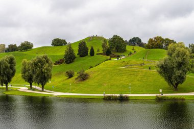 Münih Olimpiyatları, Almanya 'nın Münih kentinde 1972 Yaz Olimpiyatları için inşa edilen Olimpiyat Parkı.