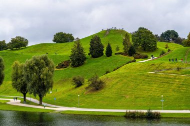 Münih Olimpiyatları, Almanya 'nın Münih kentinde 1972 Yaz Olimpiyatları için inşa edilen Olimpiyat Parkı.