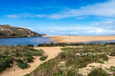 Praia da Bordeira, Algarve, Portekiz Avrupa 'da Doğal Park do Sudoeste Alentejano e Costa Vicentina.