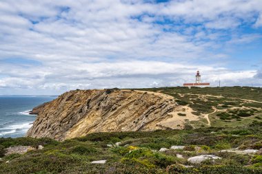 Cape Espichel Deniz Feneri (Portekizce: Farol do Cabo Espichel), Portekiz 'in Castelo bölgesinde bulunan deniz feneridir. 1790 'da yapılmış..