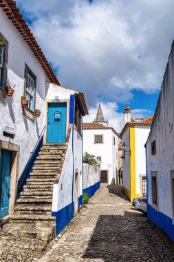 Portekiz 'deki Obidos' ta Aziz Meryem Kilisesi Rönesans 'lı Obidos manzarası