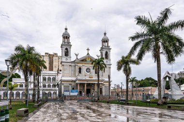 Nossa Senhora do Nazare Bazilikası, Brezilya 'daki Belem' de Nasıralı Meryem Ana Bazilikası 'nın beyaz yüzü.
