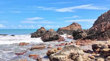 Brezilya 'nın Ceara Eyaleti' ndeki Jericoacoara 'dan Pedra Furada' ya kadar sahil ve plajlar boyunca yol..