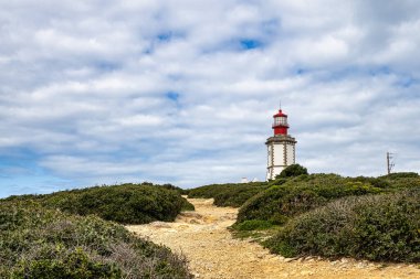 Cape Espichel Deniz Feneri (Portekizce: Farol do Cabo Espichel), Portekiz 'in Castelo bölgesinde bulunan deniz feneridir. 1790 'da yapılmış..