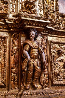 Lagos, Portekiz - 22 Şubat 2025: St. Anthony Kilisesi 'nin güzel iç mimarisi, Lagos' ta Igreja de Santo Antonio, Portekiz 'de Algarve