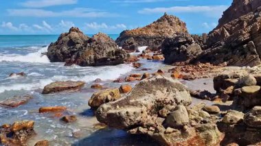 Brezilya 'nın Ceara Eyaleti' ndeki Jericoacoara 'dan Pedra Furada' ya kadar sahil ve plajlar boyunca yol..