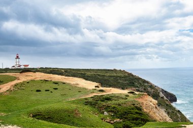 Cape Espichel Deniz Feneri (Portekizce: Farol do Cabo Espichel), Portekiz 'in Castelo bölgesinde bulunan deniz feneridir. 1790 'da yapılmış..