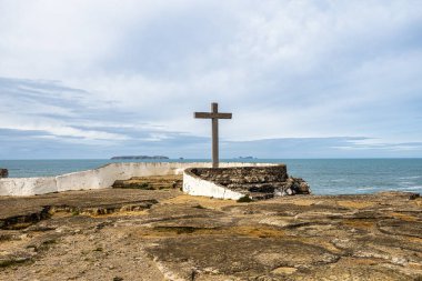 Atlantik Okyanusu kıyısında Cruz dos Remedios, Peniche yarımadası, Avrupa 'da Portekiz