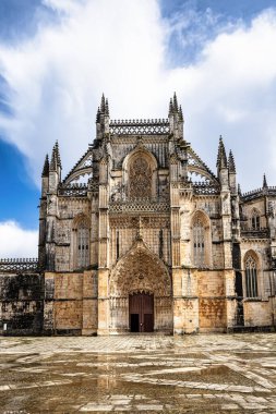 Batalha Manastırı Batalha, Portekiz sivil bucak bir Dominik manastır var. İlk olarak bilinen manastır of Saint Mary zafer.