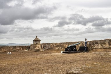 Santa Luzia Kalesi, Elvas, Portekiz manzarası. Garnizon Sınır Kasabası Elvas ve Tahkimatları