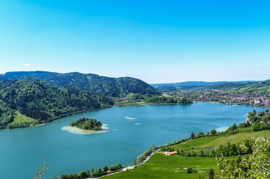 Schliersee Gölü çevresindeki Schliersee 'deki Bavyera Alpleri, Yukarı Bavyera, Avrupa' daki Almanya