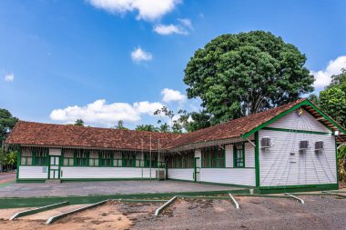 Belterra belediye binası, Brezilya 'da para. Henry Fords 'un otomobil endüstrisi tarafından bölgede kauçuk keşifleri sırasında kurulan Amerikan köyü.
