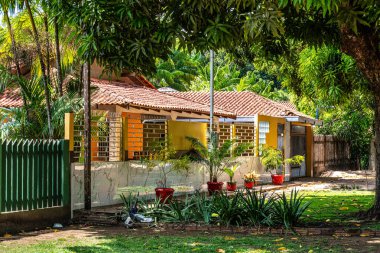 Belterra 'da Amerikan tarzı evler, Brezilya' da Para. Henry Fords 'un otomobil endüstrisi tarafından bölgede kauçuk keşifleri sırasında kurulan Amerikan köyü.