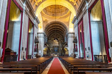 Coimbra, Portekiz - 14 Aralık 2025: Yeni Coimbra Katedrali, Se Nova de Coimbra in, Portekiz. 1543 'te şehirde kurulan Coimbra Cizvit Formasyon Evi' nin önceki bölümlerinde...