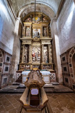 Coimbra, Portekiz - 14 Aralık 2025: Yeni Coimbra Katedrali, Se Nova de Coimbra in, Portekiz. 1543 'te şehirde kurulan Coimbra Cizvit Formasyon Evi' nin önceki bölümlerinde...