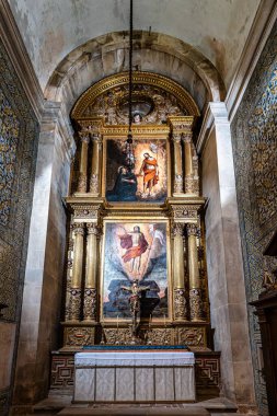 Coimbra, Portekiz - 14 Aralık 2025: Yeni Coimbra Katedrali, Se Nova de Coimbra in, Portekiz. 1543 'te şehirde kurulan Coimbra Cizvit Formasyon Evi' nin önceki bölümlerinde...