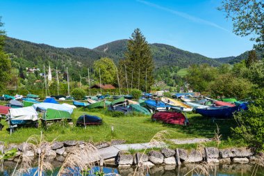 Schliersee Gölü çevresindeki Schliersee 'deki Bavyera Alpleri, Yukarı Bavyera, Avrupa' daki Almanya