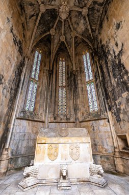 Batalha, Portekiz. Capelas Imperfeitas Manastırı, Batalha 'nın Bitmemiş Şapelleri, diğer adıyla Santa Maria da Vitoria Manastırı. Gotik ve Manueline tarzı