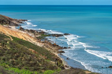 Brezilya 'nın Ceara Eyaleti' ndeki Jericoacoara 'dan Pedra Furada' ya kadar sahil ve plajlar boyunca yol..