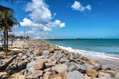 Brezilya 'da Fortaleza, Ceara' daki Iracema plajında İngiliz Köprüsü. Fortaleza şehrinin mimari ve tarihi mirası