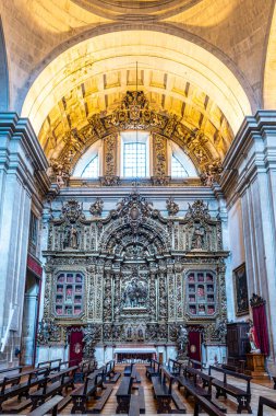 Coimbra, Portekiz - 14 Aralık 2025: Yeni Coimbra Katedrali, Se Nova de Coimbra in, Portekiz. 1543 'te şehirde kurulan Coimbra Cizvit Formasyon Evi' nin önceki bölümlerinde...