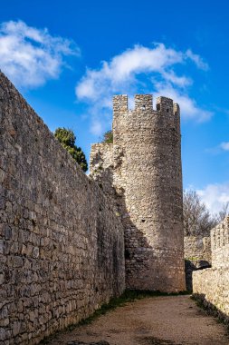 Şato ve Igreja Matriz mezarlığı Santiago do Cacem, Alentejo, Portekiz