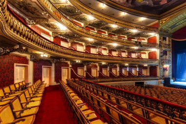 Belem, Brezilya - 12 Aralık 2024: The Theatro da Paz, Barış Tiyatrosu Belem, Para, Brezilya. Amazon 'da kauçuğun altın çağı içinde neoklasik mimari çizgiler üzerine inşa edildi.