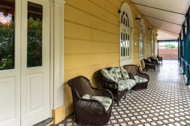 Manaus, Amazon, Brezilya 'daki Palacio Rio Negro. 1910 'da Alman lastik satıcısı Waldemar Scholz tarafından ikamet yeri olarak inşa edilmiş.