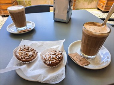 Portekiz, Coimbra 'dan cruzio adlı leziz Portekiz geleneksel pastası.
