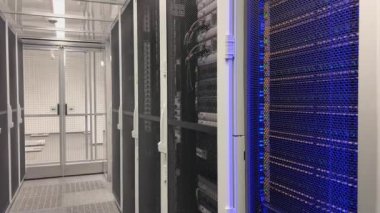 Server racks with server in a data centre