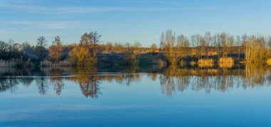 Yapay Ödünç Çukur, fazla gelişmiş banka ile kapalı