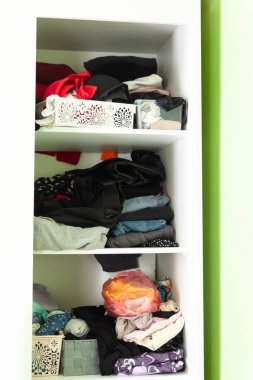 Gardıropta düzensizlik