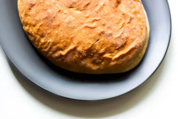 Hausgemachtes Brot Auf Teller — Stockfoto