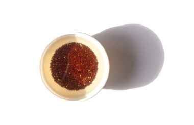 Nemli suda filizlenmiş tohumlar. Sağlıklı besinler..