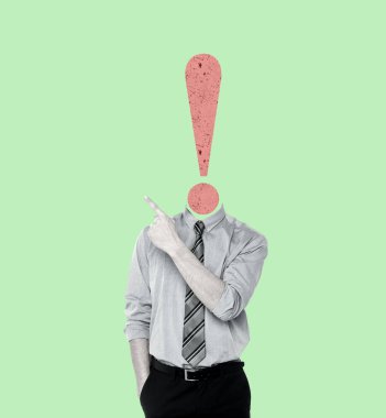 Yönlendirme yapmak yerine ünlem işareti olan bir adamın yaratıcı sanat kolajı. İş anlayışı, fikirler, profesyonellik ve başarı. Modern tasarım. Boşluğu kopyala.