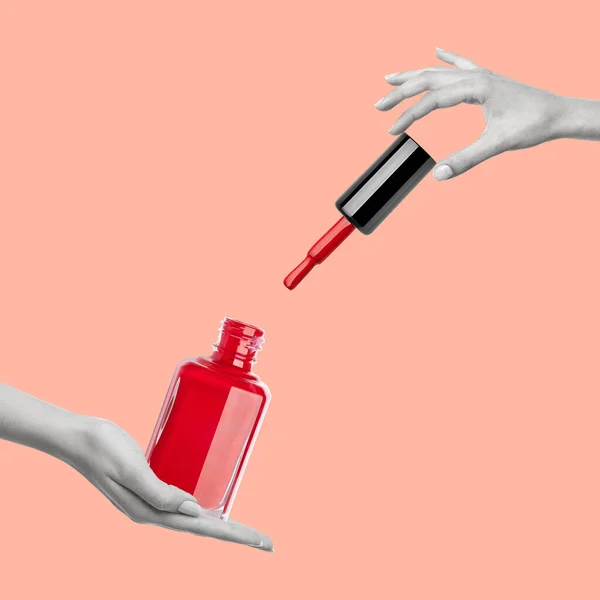 Colagem Arte Criativa Com Mãos Femininas Com Esmalte Vermelho Design — Fotografia de Stock