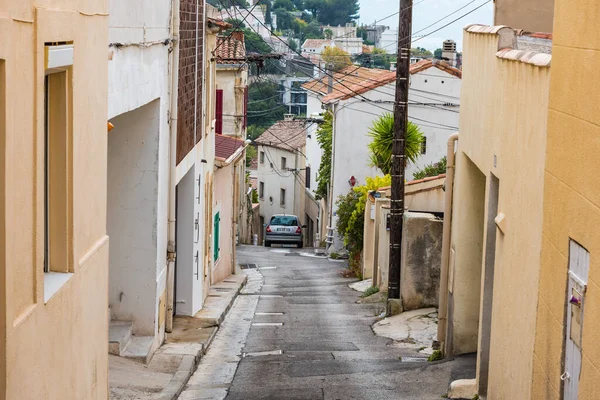 stock image MARSEILLE, FRANCE - NOV 13, 2021 - Narow street and old buildings in the historical part of the city